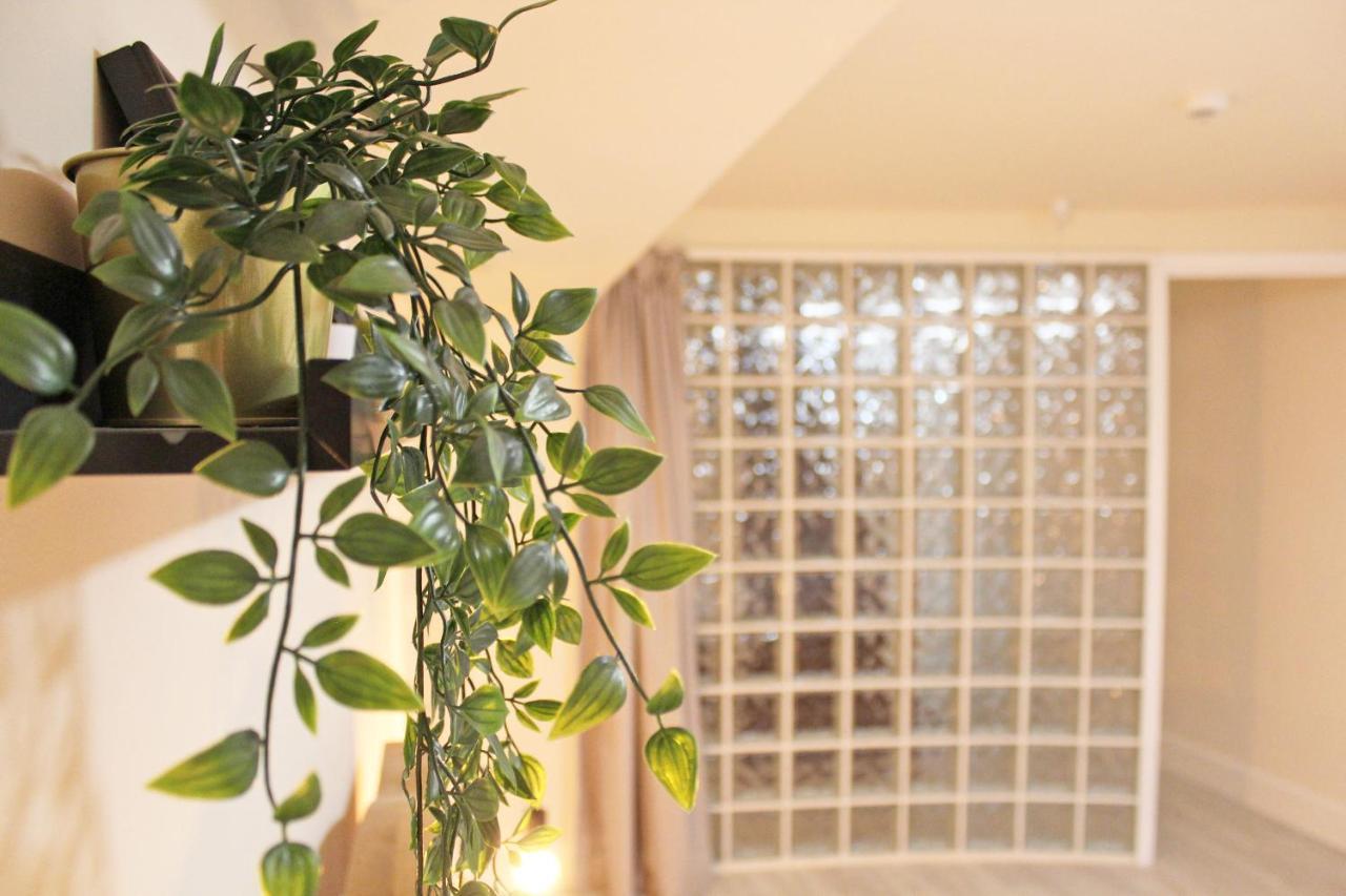 אילי Unique Cambridgeshire Home Full Of Character מראה חיצוני תמונה